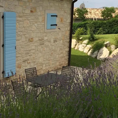 Hochwertig Ausgestattete Ferienvilla Mit Grossem Garten- Und Poolbereich Σπίτι διακοπών